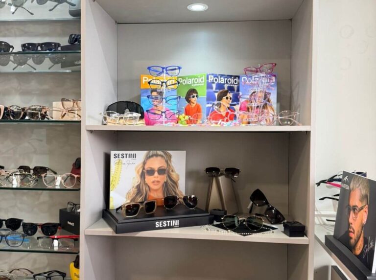 Interior da ótica 3